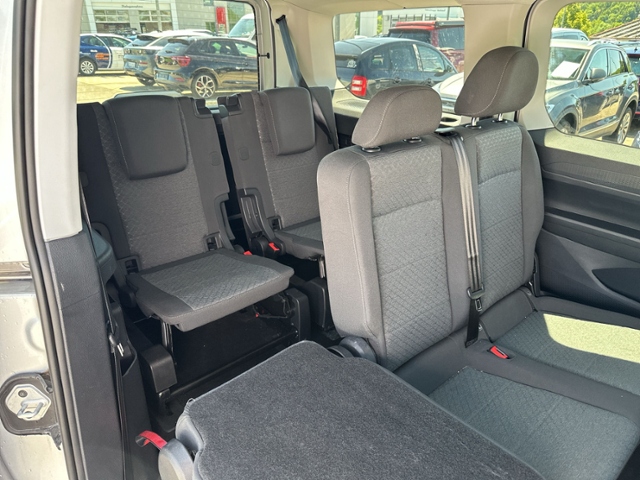 Tourneo Connect 2.0 EcoBlue Grand Titanium 7-SIT