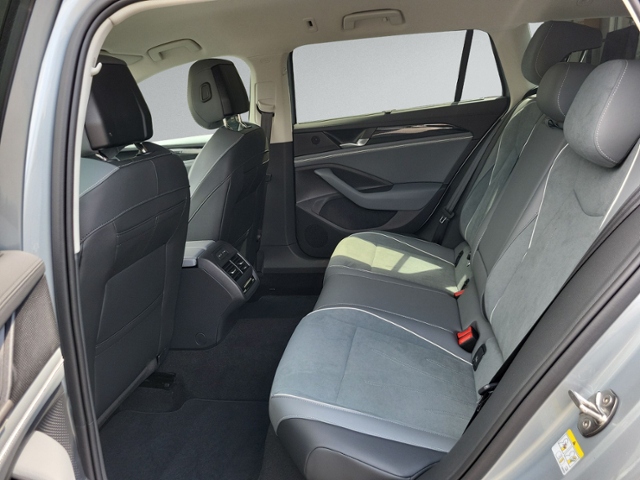 Passat Variant 2.0 TDI DSG BUSINESS NAVI+RFK+eHE