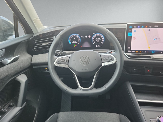 Tiguan 2.0 TDI DSG AHK+KAMERA+NAVI+LED+SITZHEIZU