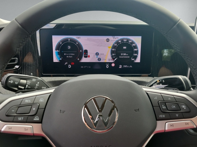 Tiguan 2.0 TDI DSG AHK+KAMERA+NAVI+LED+SITZHEIZU
