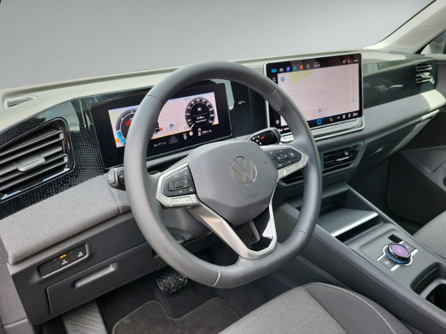 Tiguan 2.0 TDI DSG AHK+KAMERA+NAVI+LED+SITZHEIZU