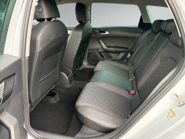 Leon ST 2.0 TDI DSG FR AHK+LED+NAVI.+KAMERA+ACC+