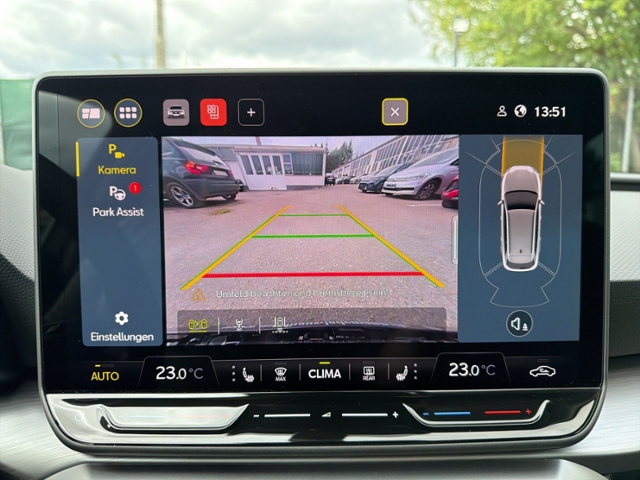 Leon ST 2.0 TDI DSG FR AHK+LED+NAVI.+KAMERA+ACC+