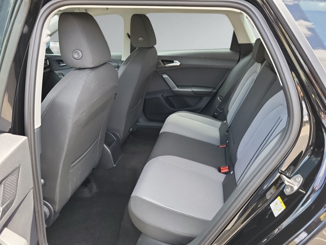 Leon ST 2.0 TDI DSG STYLE AHK+KAMERA+ACC+LED+LMF