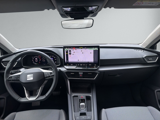 Leon ST 1.5 eTSI DSG STYLE AHK+RFK+NAVI+ACC+LED+