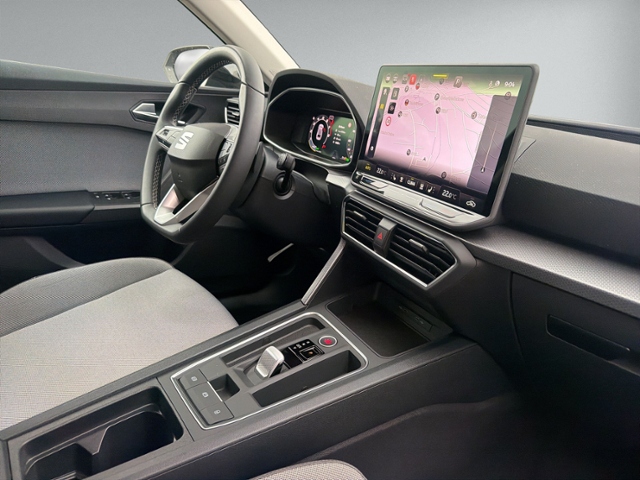 Leon ST 1.5 eTSI DSG STYLE AHK+RFK+NAVI+ACC+LED+