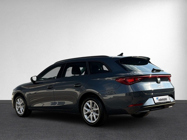 Leon ST 2.0 TDI DSG STYLE AHK+NAVI+KAMERA+ACC+LE