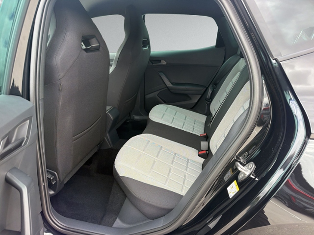 Ibiza 1.5 TSI FR DSG LED+RFK+NAVI.+ACC+17'+SIHZ+
