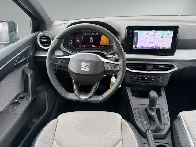 Ibiza 1.5 TSI FR DSG LED+RFK+NAVI.+ACC+17'+SIHZ+