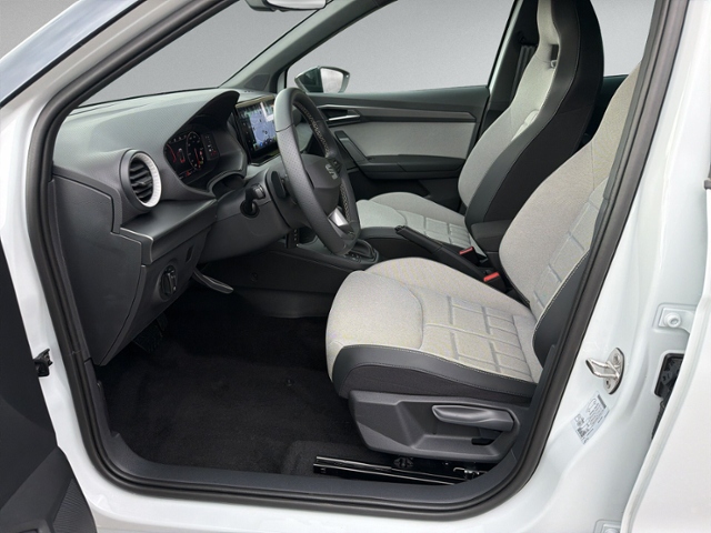 Arona 1.0 TSI FR DSG AHK+ACC+NAVI+LED+KAMERA+SHZ