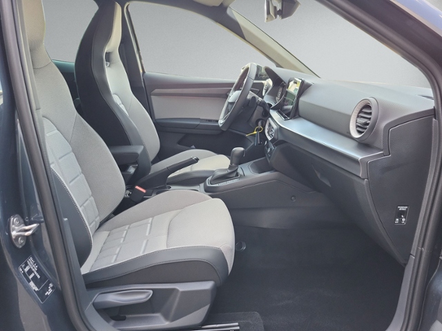 Arona 1.0 TSI FR DSG AHK+ACC+NAVI+LED+KAMERA+SHZ