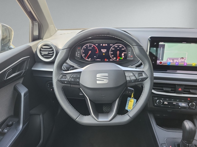 Arona 1.0 TSI FR DSG AHK+ACC+NAVI+LED+KAMERA+SHZ