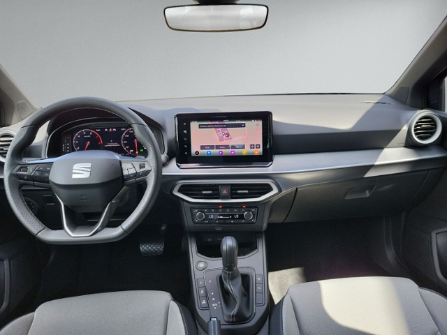 Arona 1.5 TSI FR DSG AHK+RFK+NAVI+ACC+LED+KEYLES