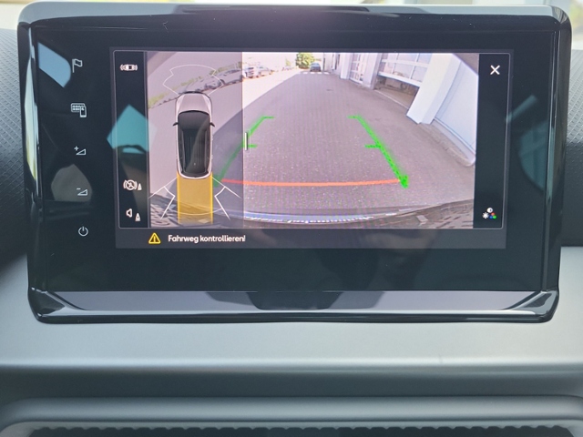 Arona 1.5 TSI FR DSG AHK+RFK+NAVI+ACC+LED+KEYLES