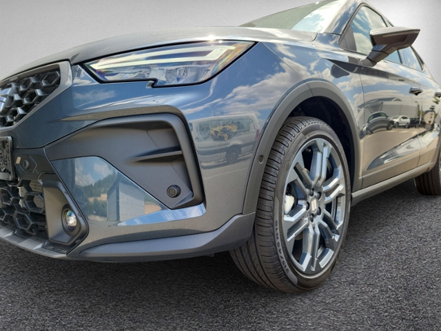 Arona 1.5 TSI FR DSG AHK+RFK+NAVI+ACC+LED+KEYLES