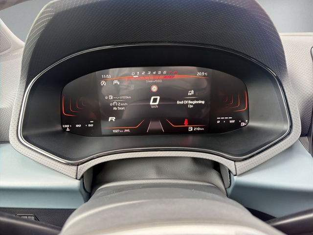 Arona 1.0 TSI DSG STYLE AHK+KAMERA+NAVI+ACC+LED+
