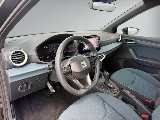 Arona 1.0 TSI DSG STYLE AHK+KAMERA+NAVI+ACC+LED+