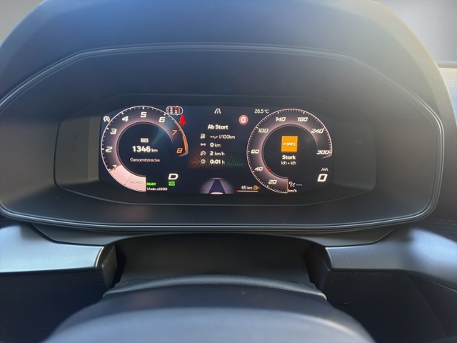 Leon ST 1.5 eTSI DSG AHK+NAVI+RFK+ACC+eHECK+LED+