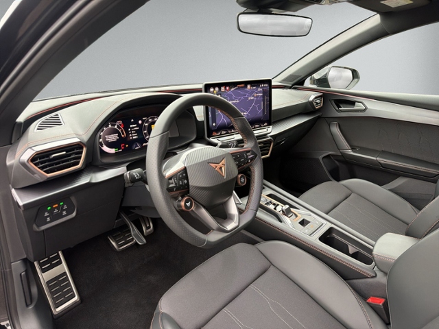 Leon ST 1.5 eTSI DSG AHK+NAVI+RFK+ACC+eHECK+LED+