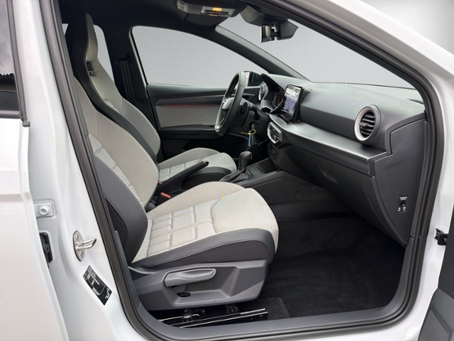 Ibiza 1.0 TSI DSG FR LED+NAVI+KAMERA+ACC+17'+SHZ