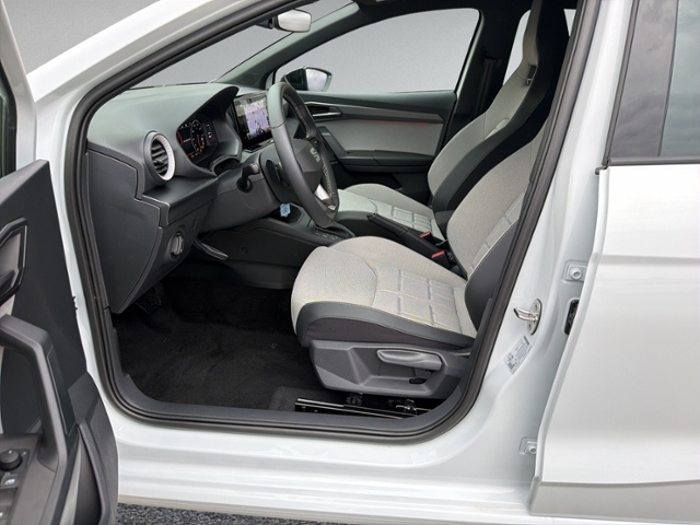 Ibiza 1.0 TSI DSG FR LED+NAVI+KAMERA+ACC+17'+SHZ