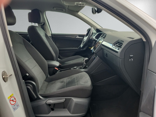 Tiguan 2.0 TDI DSG ELEGANCE 4MOTION AHK+IQ.LIGHT