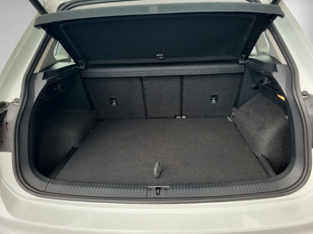 Tiguan 2.0 TDI DSG ELEGANCE 4MOTION AHK+IQ.LIGHT