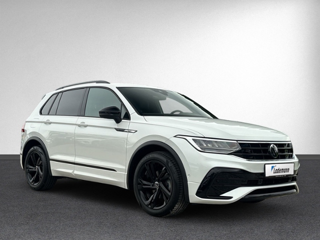 Tiguan 1.5 TSI DSG R-LINE HEAD-UP+RFK+NAVI+KEYLE