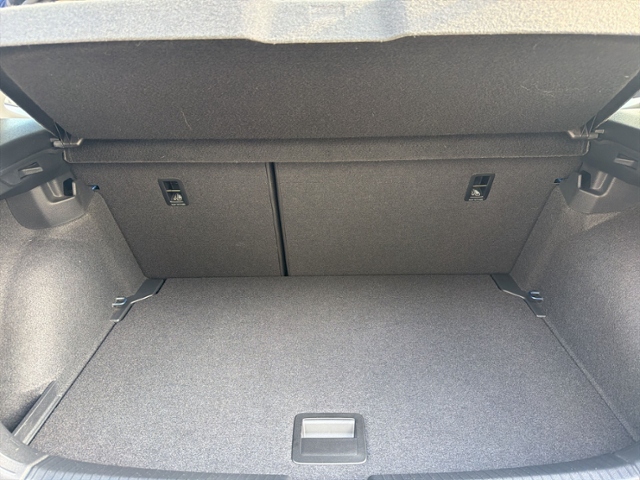Polo 1.0 LIFE NAVI+LED+KLIMA+VIRTUAL+PDC+SITZHEI