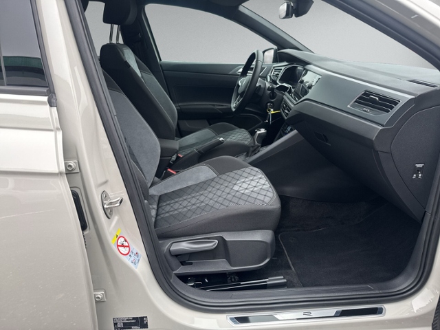 Polo 1.0 TSI DSG R-LINE PANO+IQ.LIGHT+RFK+ACC+SH