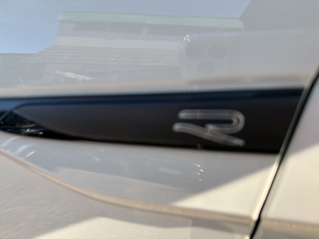 Polo 1.0 TSI DSG R-LINE PANO+IQ.LIGHT+RFK+ACC+SH