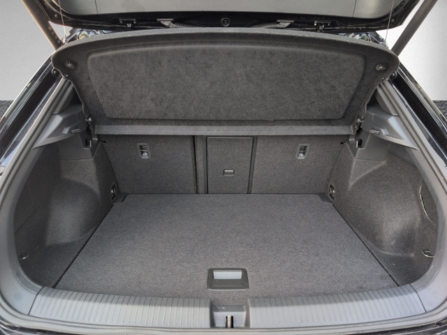 T-Roc R-LINE 2.0 TDI DSG PANORAMA+AHK+LEDER+RFK+