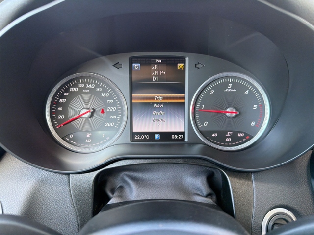 GLC 220 d Exclusive 4Matic LED+KAMERA+AHK+TEMPOM