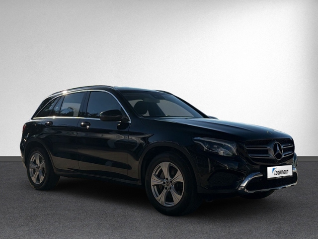 GLC 220 d Exclusive 4Matic LED+KAMERA+AHK+TEMPOM