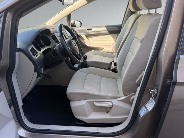 Golf Sportsvan 1.4 TSI Comfortline NAVI+AHK+GRA+