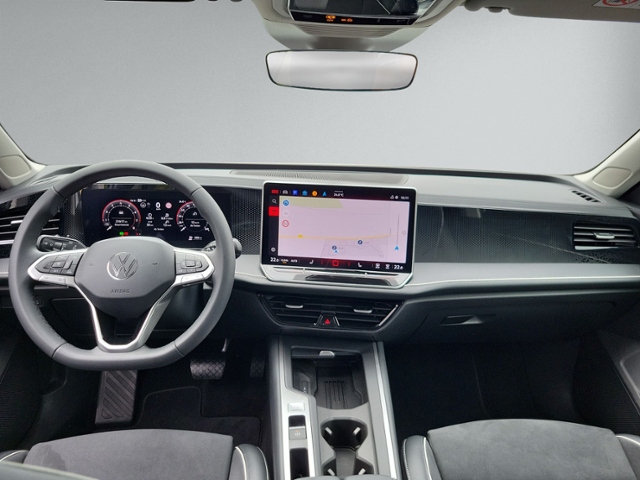 Passat Variant 1.5 eTSI DSG Business AHK+360°+AC