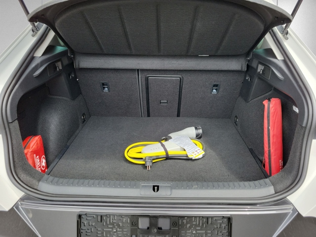 Formentor 1.4 e-HYBRID NAVI+LED+KAMERA+ACC+SIHZ+