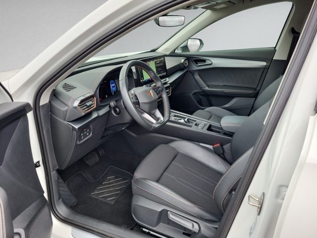 Formentor 1.4 e-HYBRID NAVI+LED+KAMERA+ACC+SIHZ+
