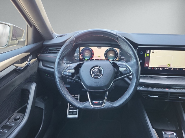 Octavia Combi 2.0 TDI RS 4x4 KAMERA+NAVI+HEAD-UP