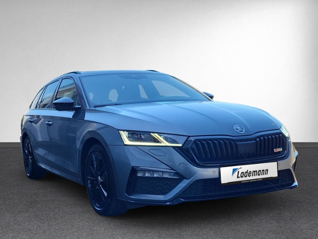 Octavia Combi 2.0 TDI RS 4x4 KAMERA+NAVI+HEAD-UP