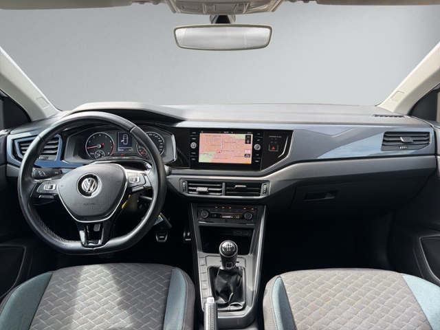 Polo 1.0 IQ.DRIVE NAVI+GRA+EINPARKHILFE+ACC+SITH