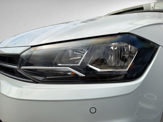 Polo 1.0 IQ.DRIVE NAVI+GRA+EINPARKHILFE+ACC+SITH