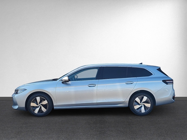 Passat Variant 1.5 eTSI DSG Elegance AHK+RFK+NAV