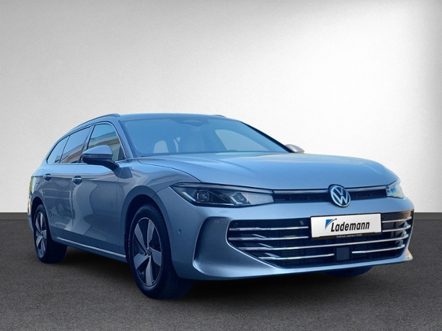 Passat Variant 1.5 eTSI DSG Elegance AHK+RFK+NAV