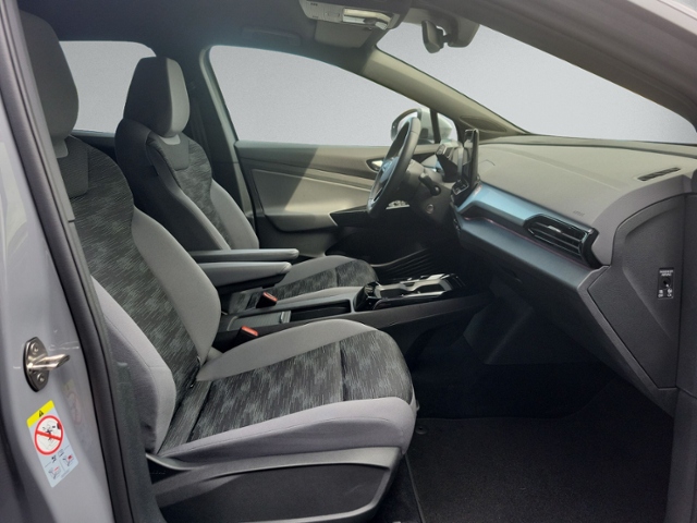 ID.4 Pro Performance WÄRMEP+IQ.LIGHT+360°+82kWh+