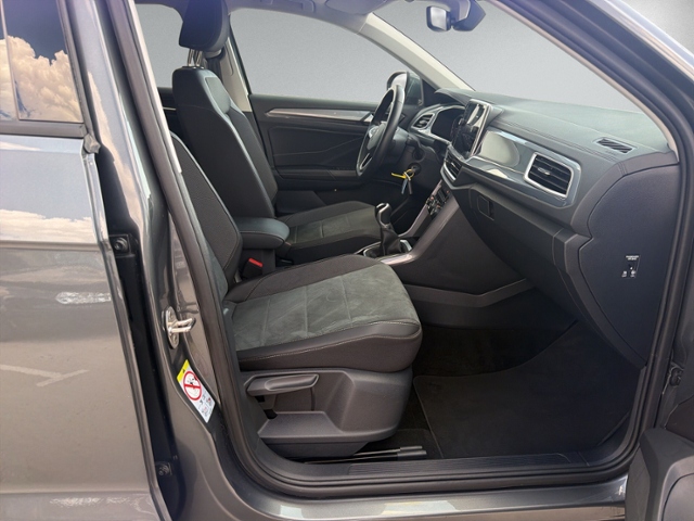 T-Roc 1.0 TSI STYLE AHK+ACC+KLIMA+LED+NAVI.VORBE