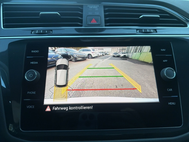 Tiguan 2.0 TDI DSG R-LINE 4MOTION AHK+IQ.LIGHT+N