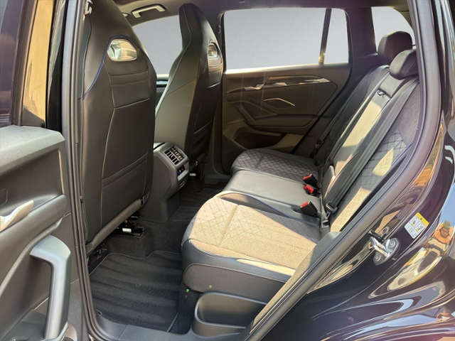 Tiguan 2.0 TDI DSG R-LINE 4MOTION PANO+360°+IQ.L