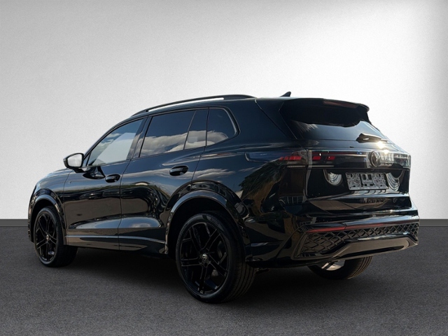 Tiguan 2.0 TDI DSG R-LINE 4MOTION PANO+360°+IQ.L