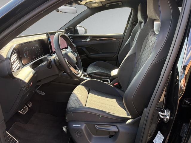 Tiguan 2.0 TDI DSG R-LINE 4MOTION PANO+360°+IQ.L